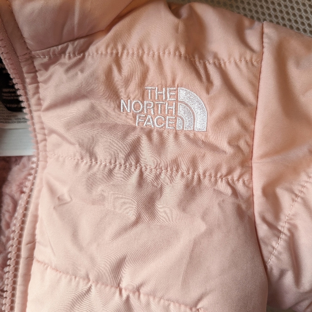EUC THE NORTH FACE Infant fully reversible hooded winter jacket size 3-6… - Picture 2 of 11
